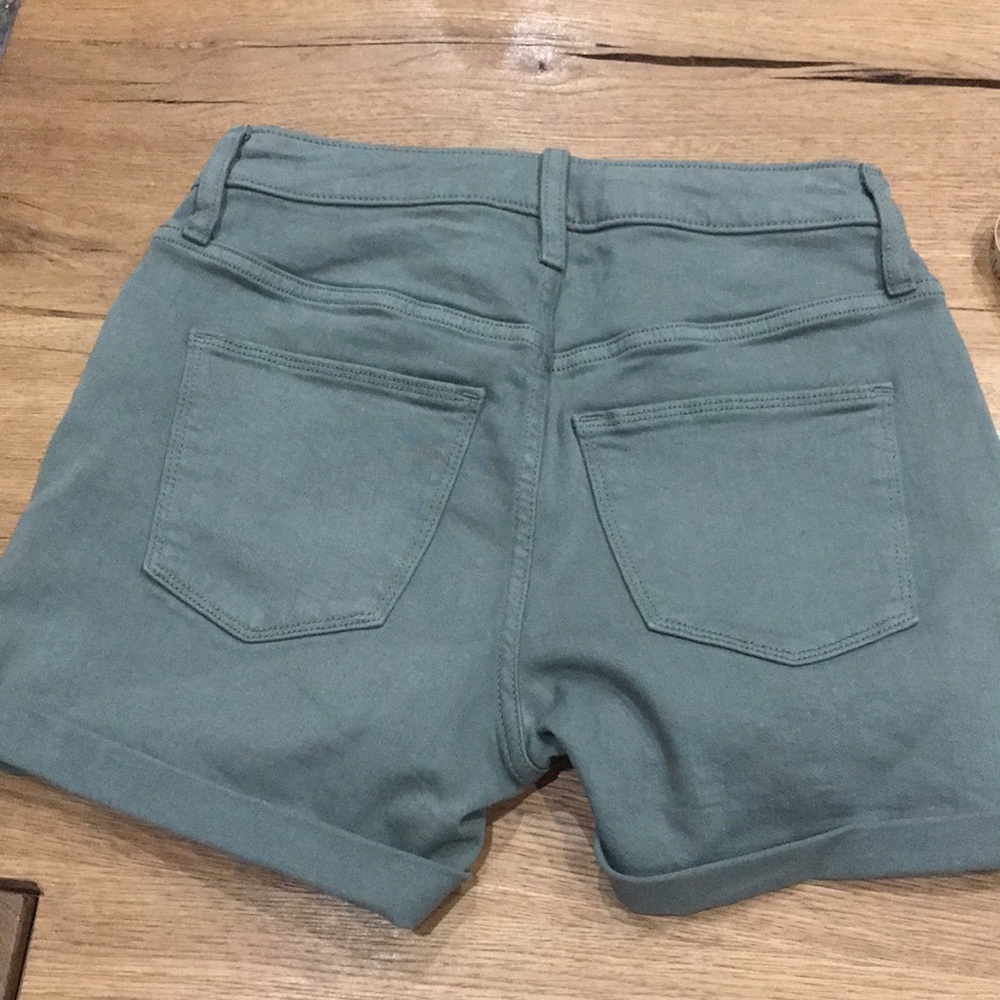 Universal Thread Army Green High Rise MIDI Shorts - Picture 5 of 7
